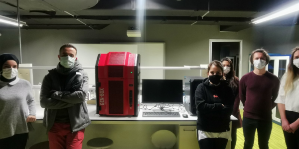er biyoteknoloji, er biyotek, erbiyotek, gen-box, genbox, imager, western blot, imager fx, imager Cfx, imagER, imager eyes, jel görüntüleme sistemi, gel imager, imagER CFx mini, gen-box imager fx mini, Biyoteknoloji, Biotechnology, ER Biyotek, ER Biotech, biyo-görüntüleme, UV görüntüleme, kemilüminesan görüntüleme, floresan görüntüleme, uv görüntüleme, agaroz jel görüntüleme, western blot, ECL, ECL Plus, chemi imager, kemilüminesans görüntüleme, yerli üretim, UV lamba, 302nm lamba, 365nm lamba, 254nm lamba, transilüminatör, moleküler biyoloji ve genetik bölümü, Türkiye, Turkey, made in Turkey, yerli üretim, yerli ve milli